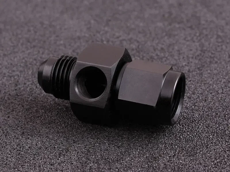 Nedsatt pris Adapter AN8 till AN8 NPT 1/8 ut